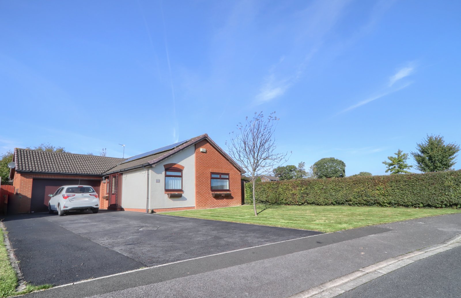 3 bed detached bungalow for sale in Leonard Ropner Drive, Fairfield  - Property Image 1