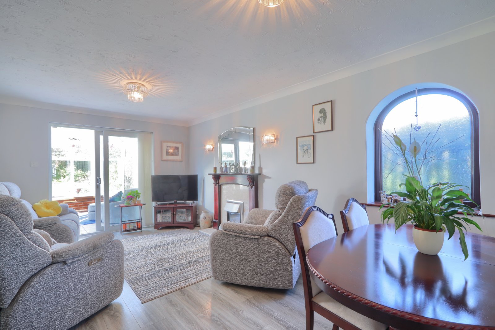 3 bed detached bungalow for sale in Leonard Ropner Drive, Fairfield  - Property Image 4