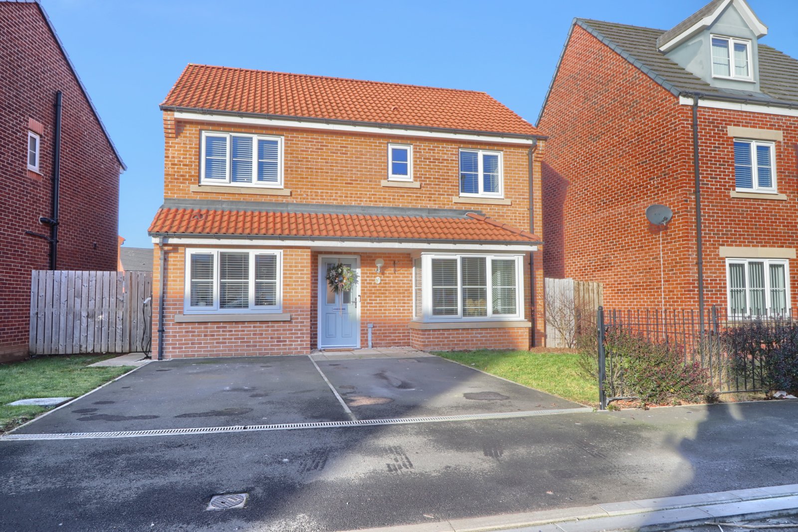 4 bed detached house for sale in Sculptor Crescent, Low Hartburn  - Property Image 1