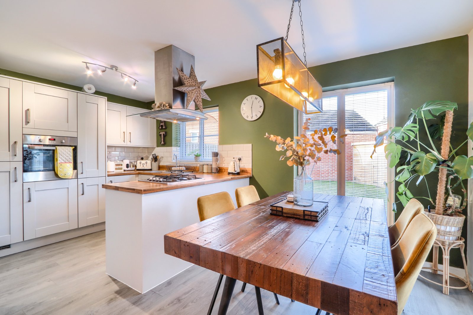 4 bed detached house for sale in Sculptor Crescent, Low Hartburn  - Property Image 4