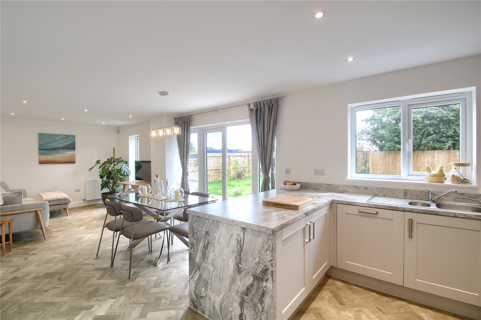 4 bed house for sale in Blackthorn Drive, Hurworth 1