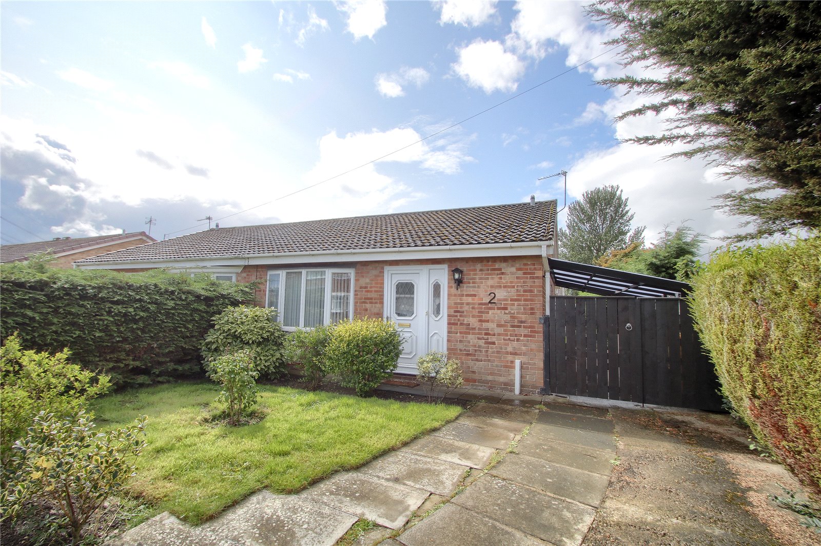 2 bed bungalow for sale in Sefton Way, Yarm 1