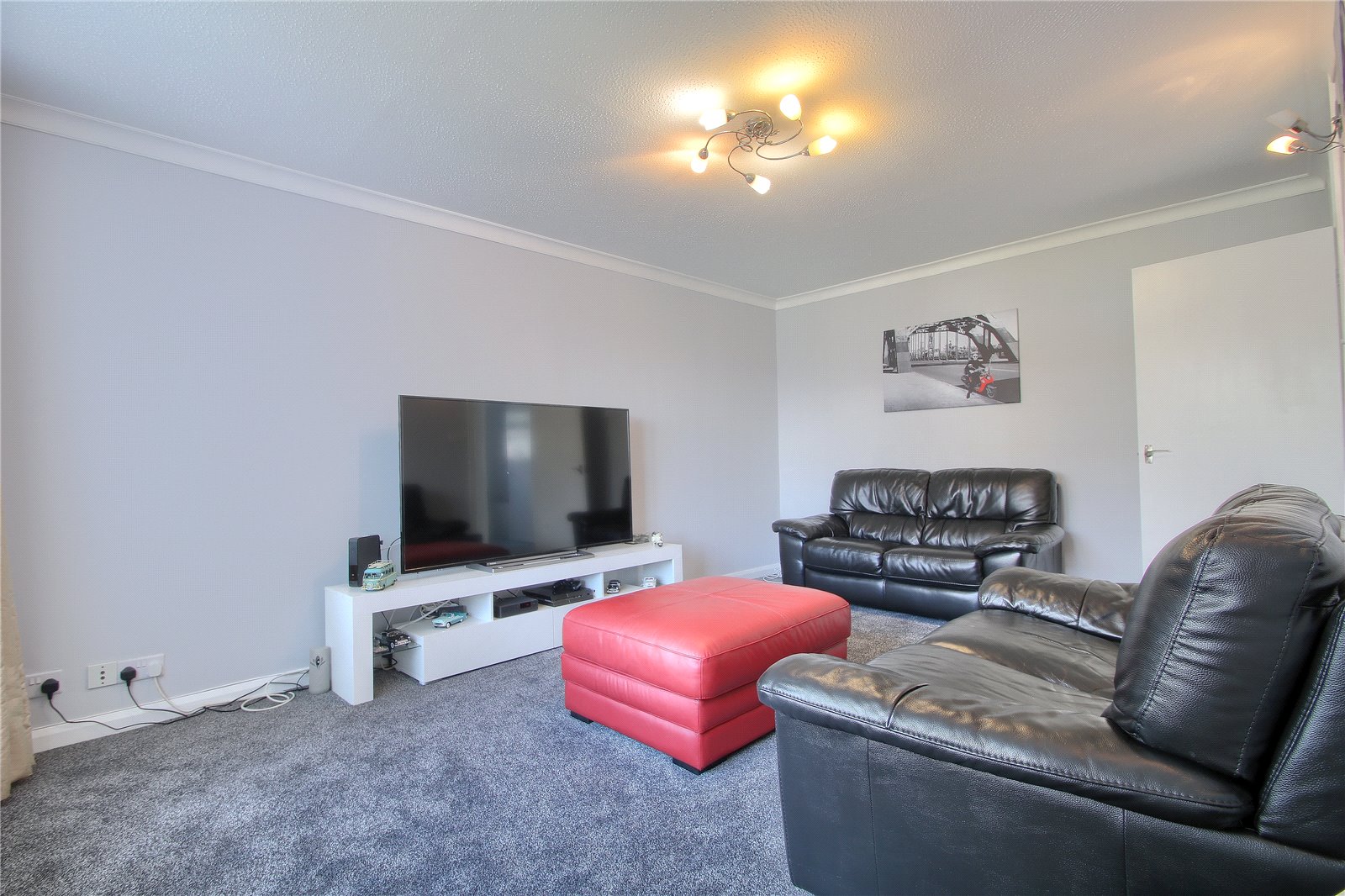 2 bed bungalow for sale in Sefton Way, Yarm  - Property Image 3