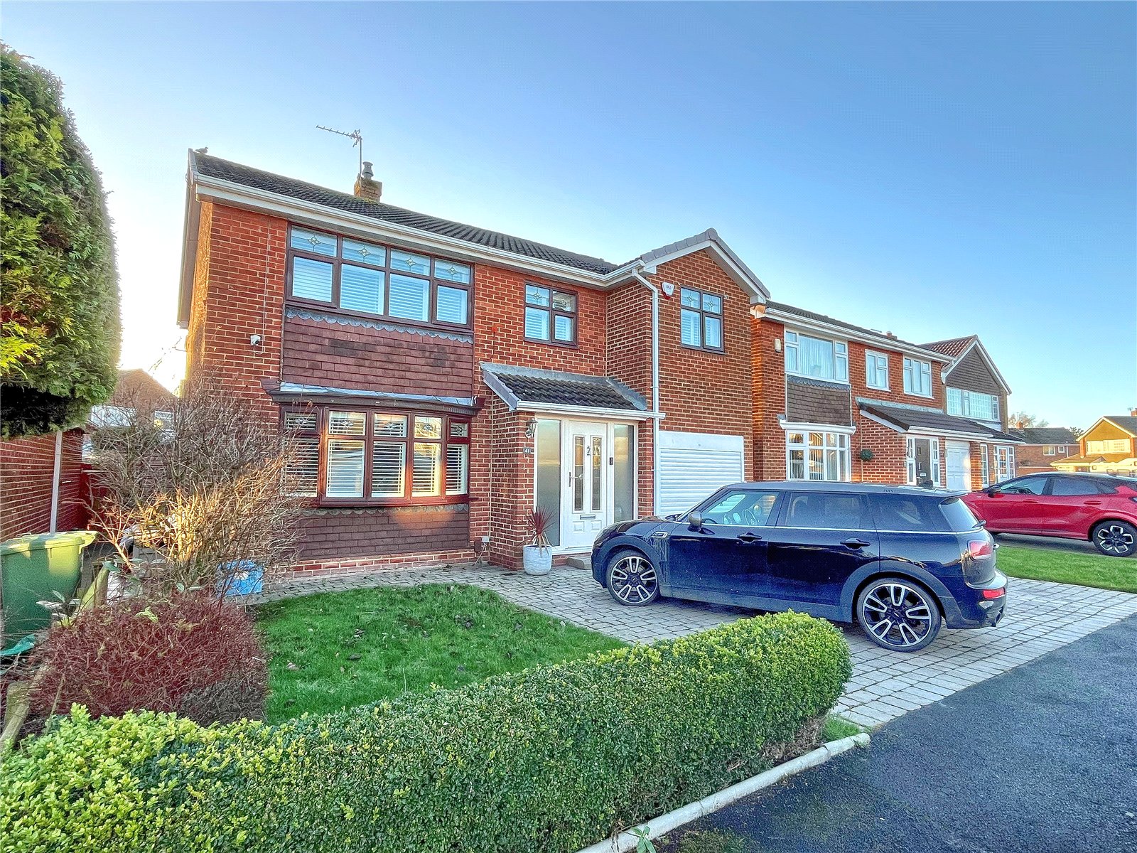 5 bed house for sale in Greenfield Drive, Eaglescliffe  - Property Image 1