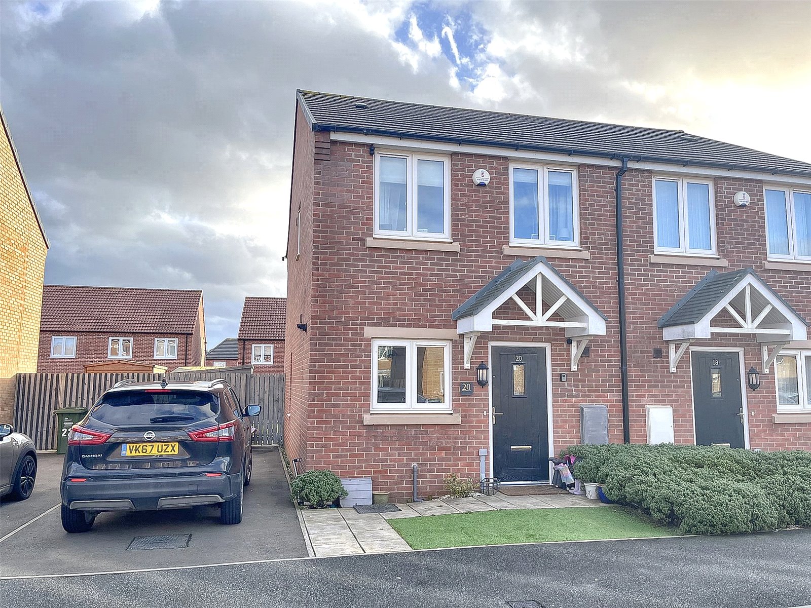 2 bed house for sale in Braunton Way, Yarm 1