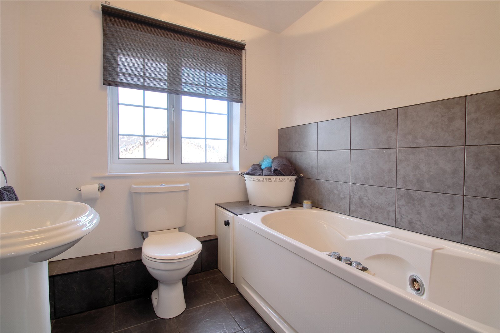 4 bed house for sale in Carpenter Close, Yarm  - Property Image 13