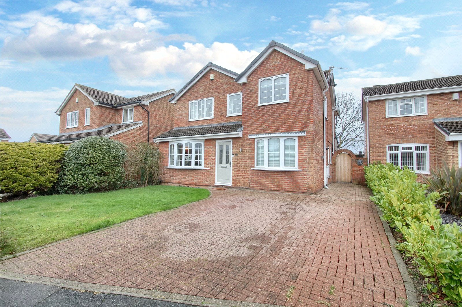 5 bed house for sale in Griffiths Close, Yarm 1