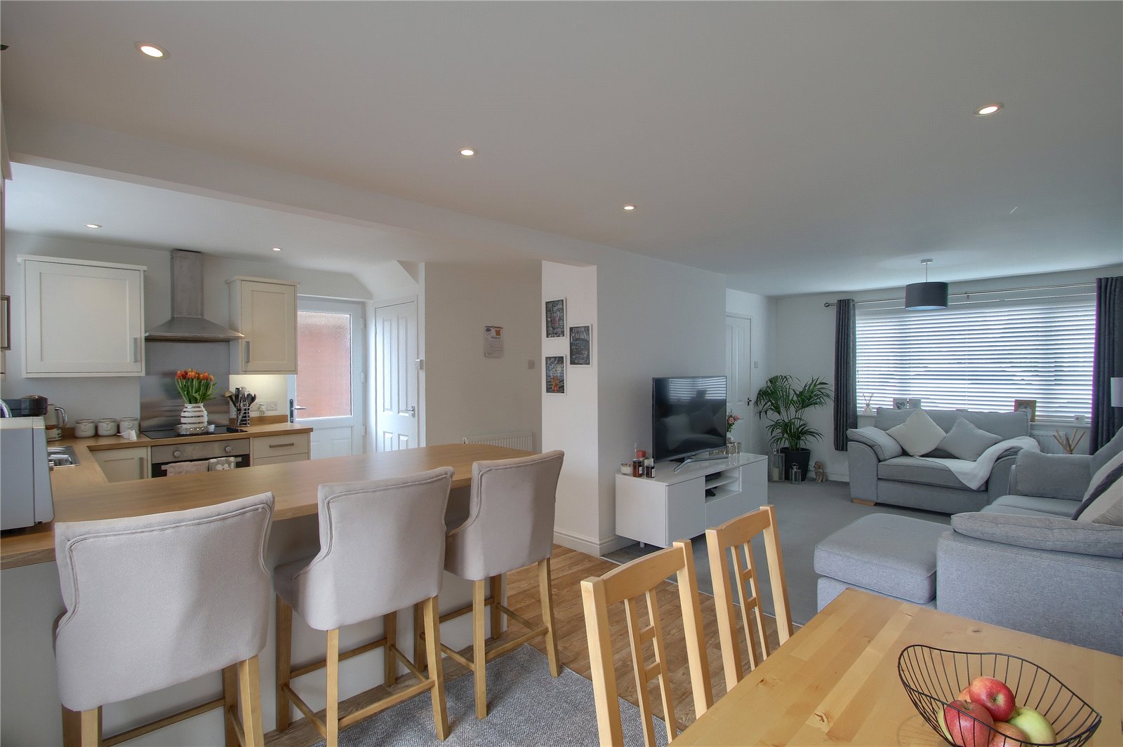 3 bed house for sale in Monreith Avenue, Eaglescliffe 1