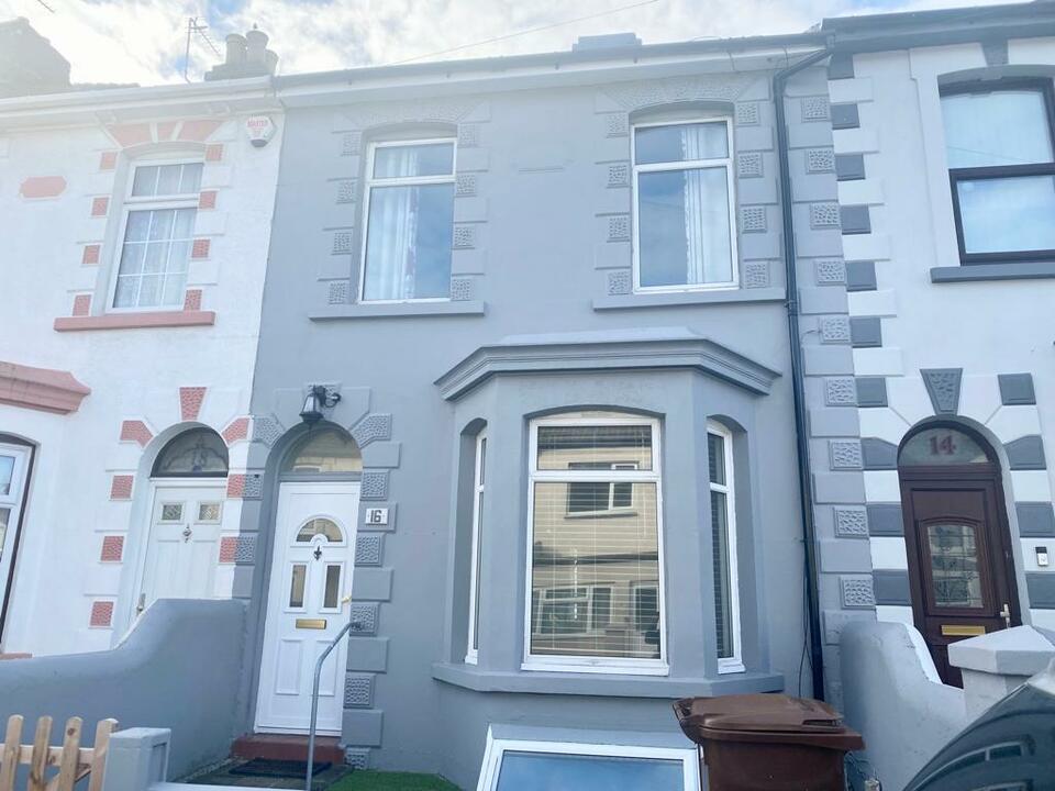 1 bed to rent in Waterloo Road, Gillingham, ME7