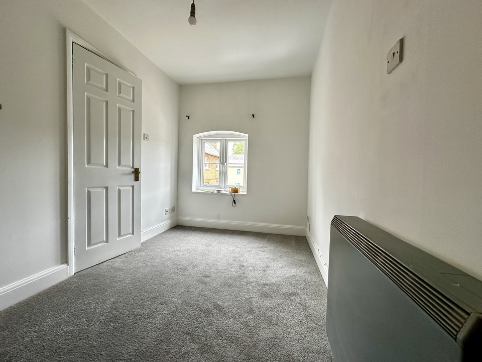 1 bed apartment for sale in Clifton Road, Gravesend  - Property Image 11