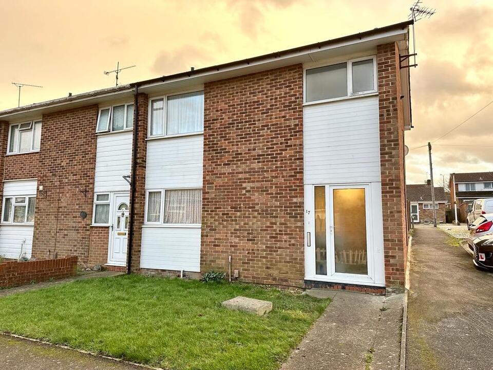 3 bed end of terrace house to rent in Stoneacre Close, Rainham  - Property Image 1