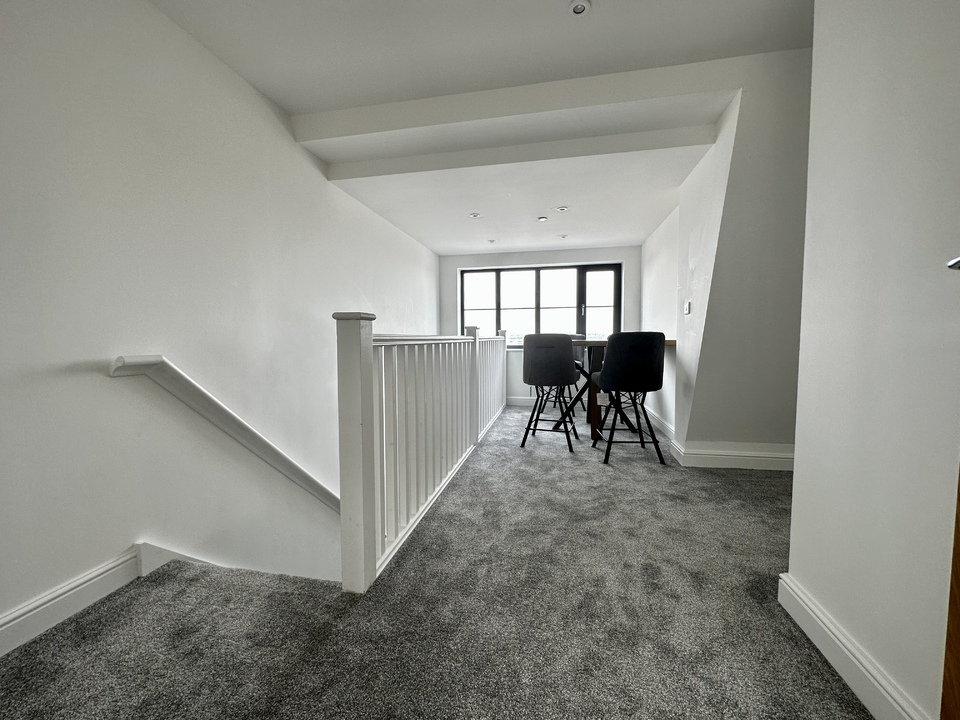 2 bed apartment to rent, Rochester  - Property Image 12