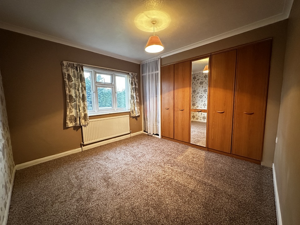 3 bed semi-detached house to rent in Colyer Road, Gravesend  - Property Image 4