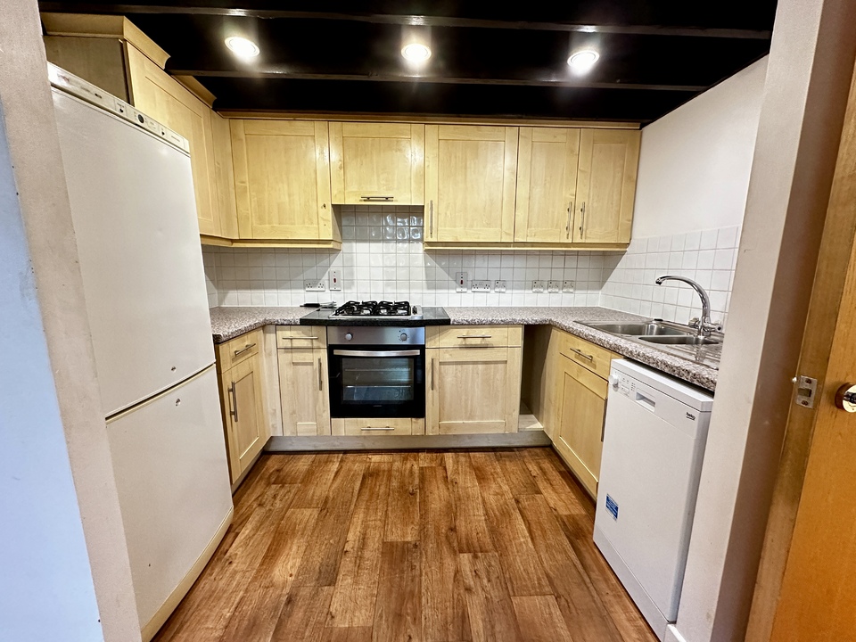 2 bed apartment to rent in The Spires, Canterbury  - Property Image 3