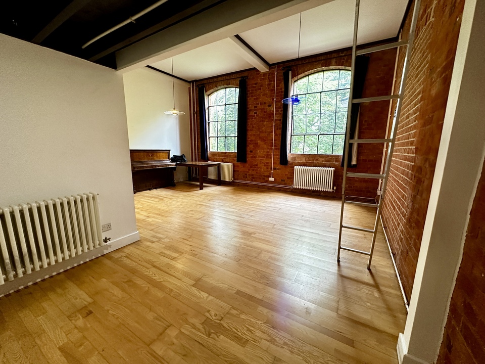 2 bed apartment to rent in The Spires, Canterbury  - Property Image 2