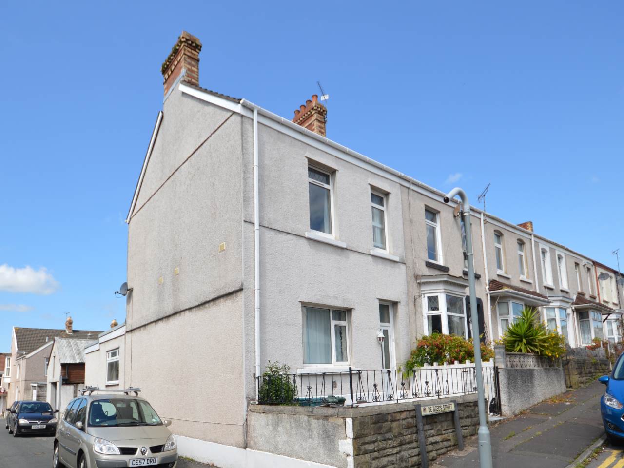 5 bed house to rent in DE BREOS STREET, BRYNMILL 0