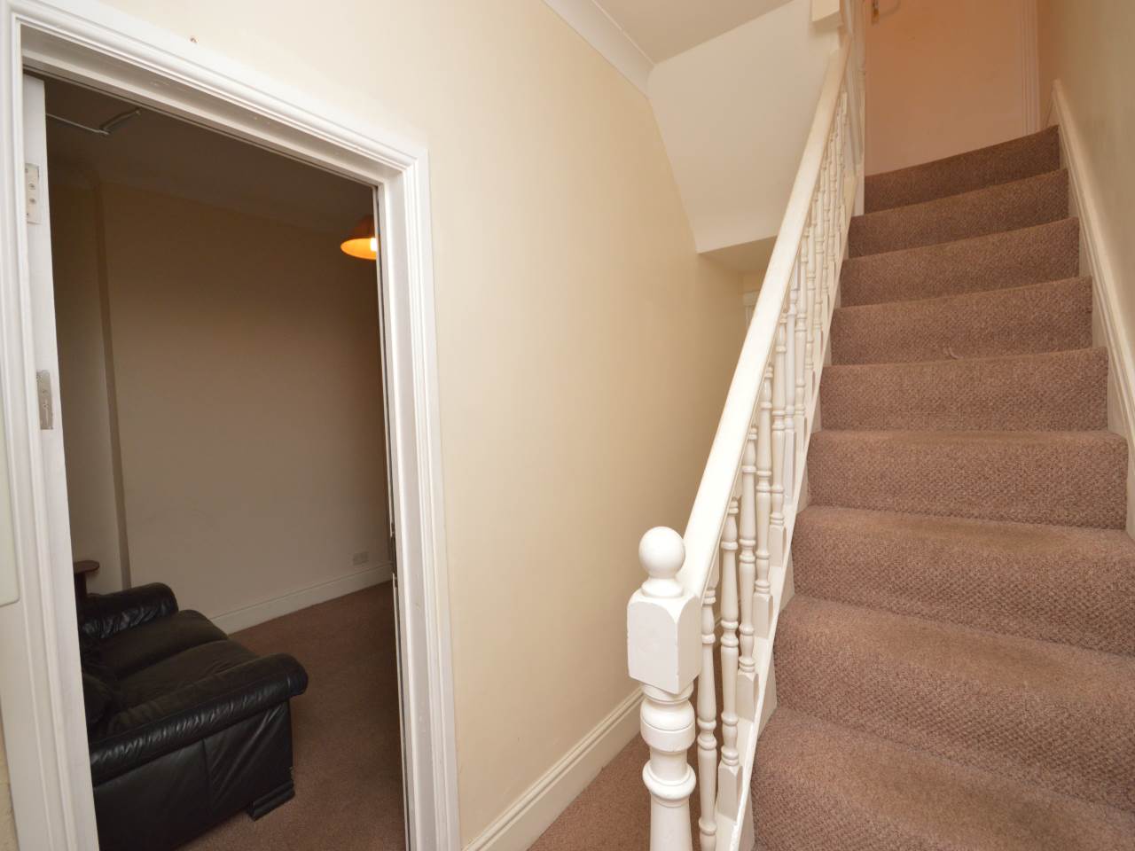 5 bed house to rent in DE BREOS STREET, BRYNMILL 9