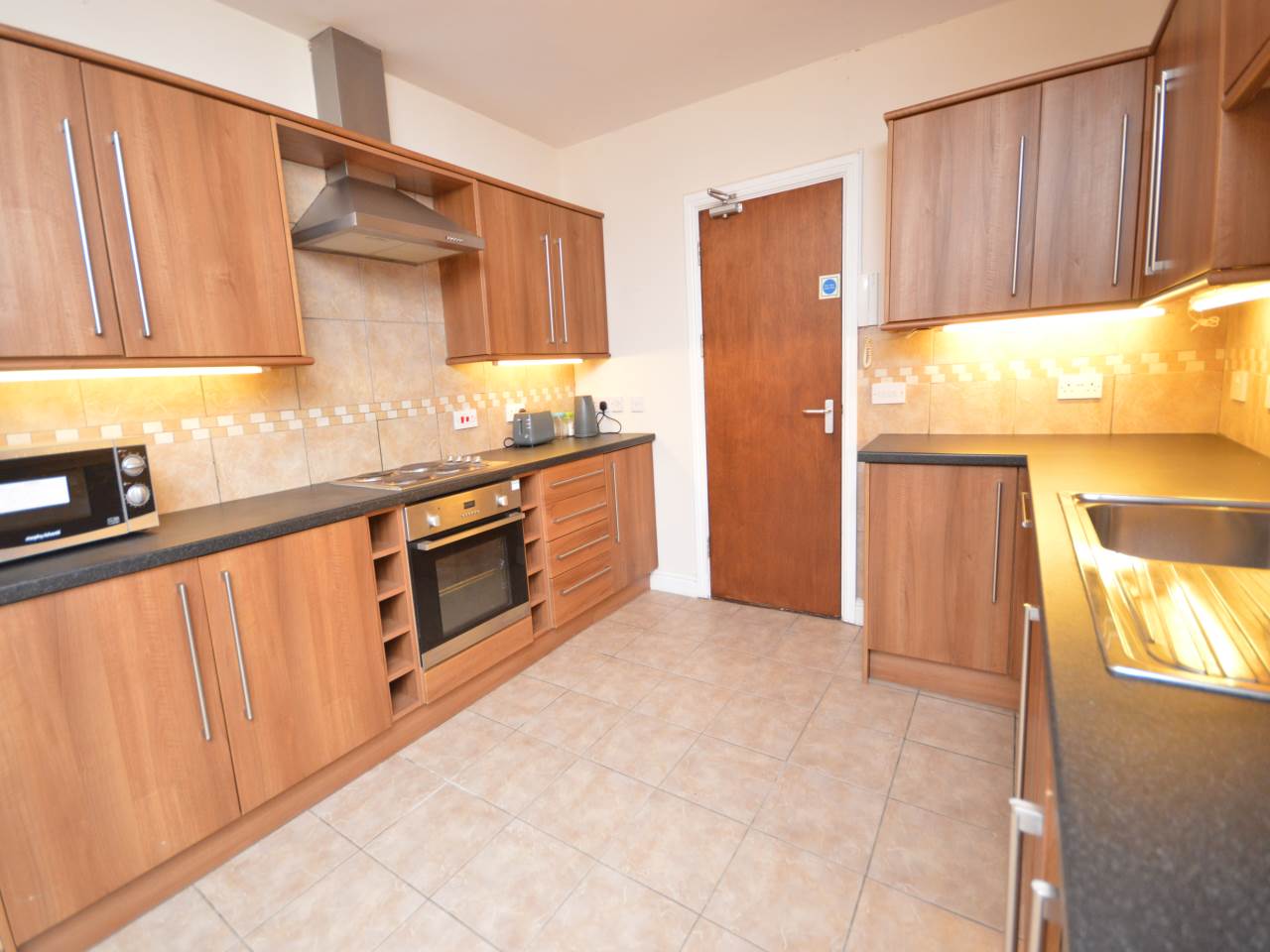 2 bed flat to rent in Brynymor Crescent, Uplands 0