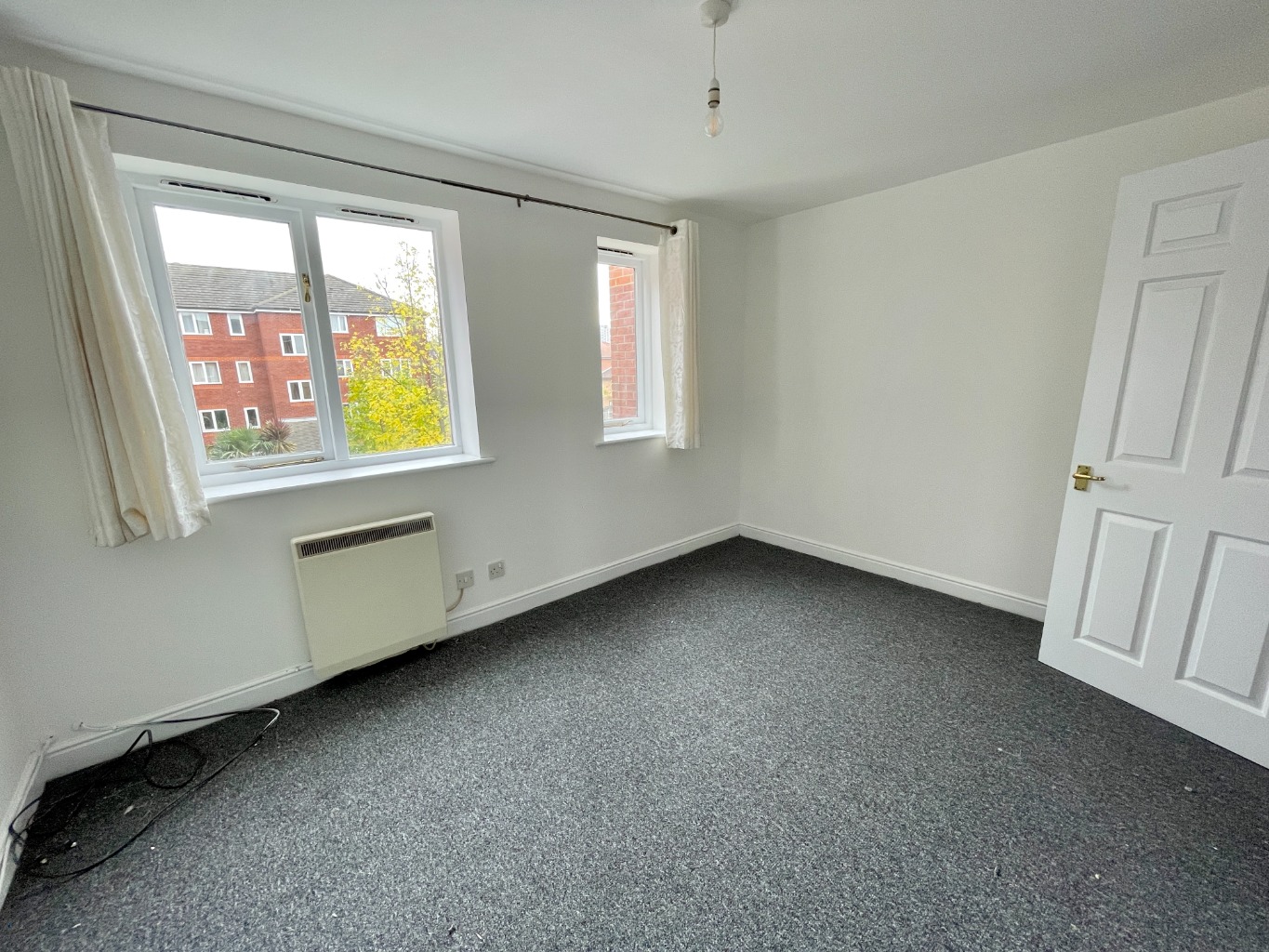 1 bed flat to rent in Harlinger Street, London  - Property Image 6