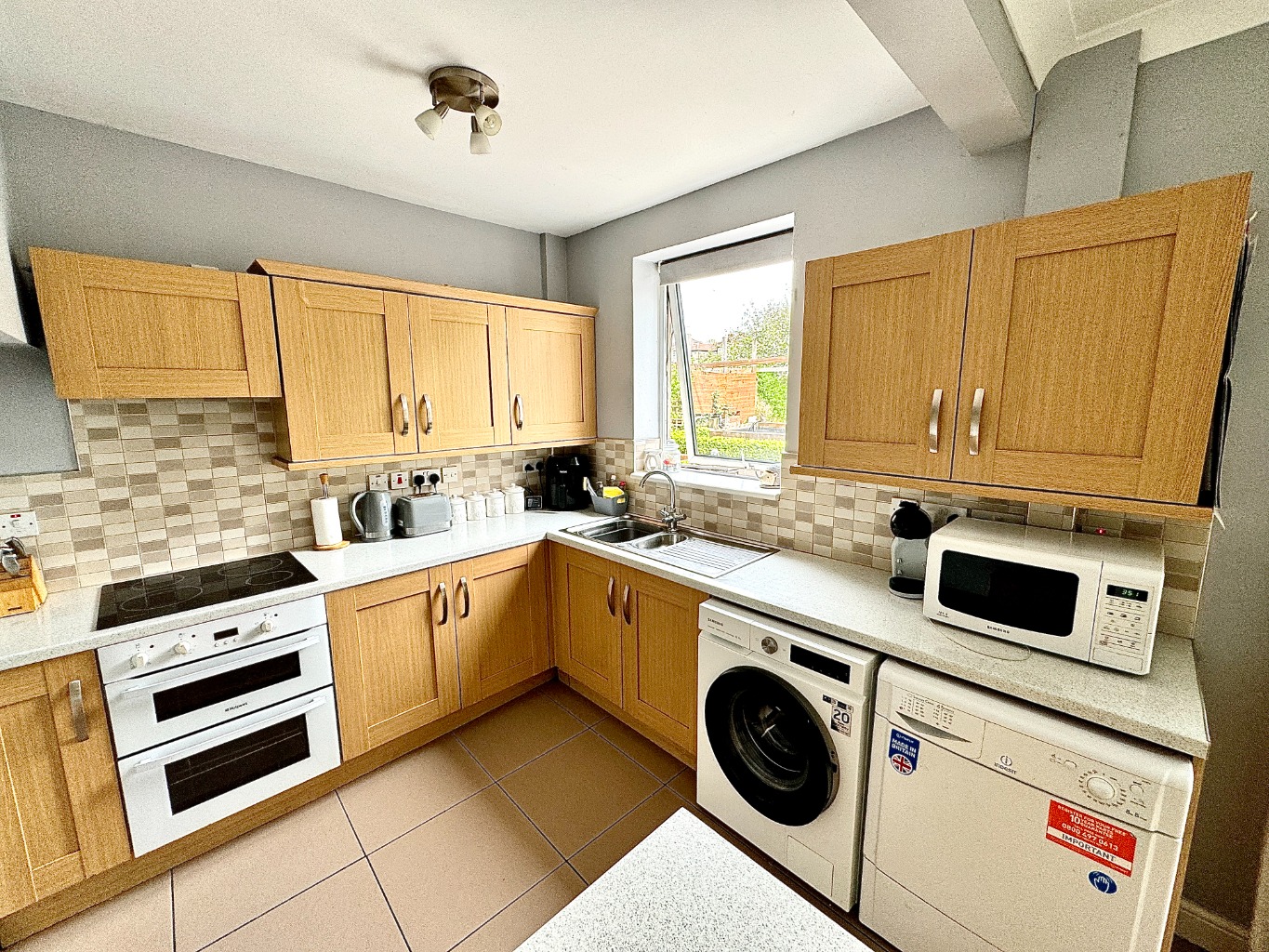 3 bed semi-detached house for sale in Voce Road, London  - Property Image 7