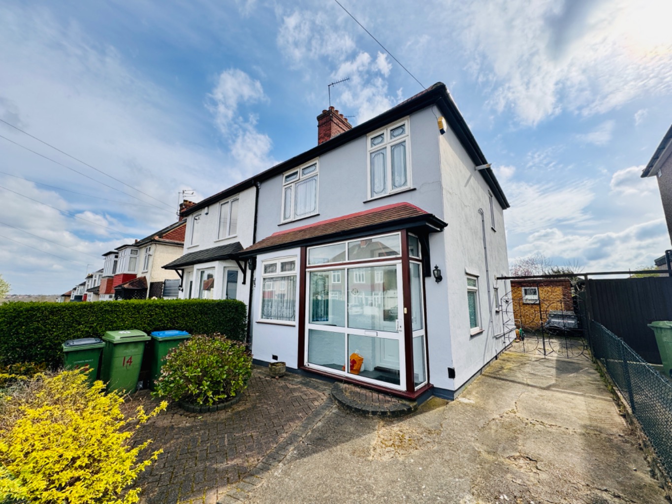 3 bed semi-detached house for sale in Eastview Avenue, London  - Property Image 1