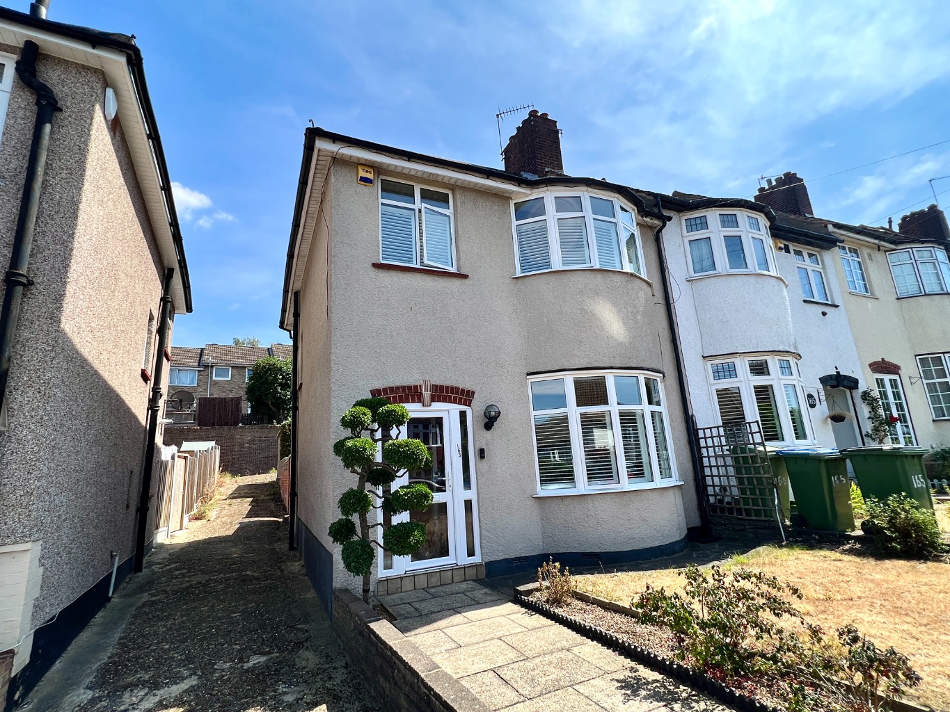 Beaumont Gibbs are delighted to offer this lovely three bedroomed end of terrace house for sale in Moordown, Shooters Hill, SE18. The road is one of the most popular of its kind in the area and comes with the benefit of no forward chain.