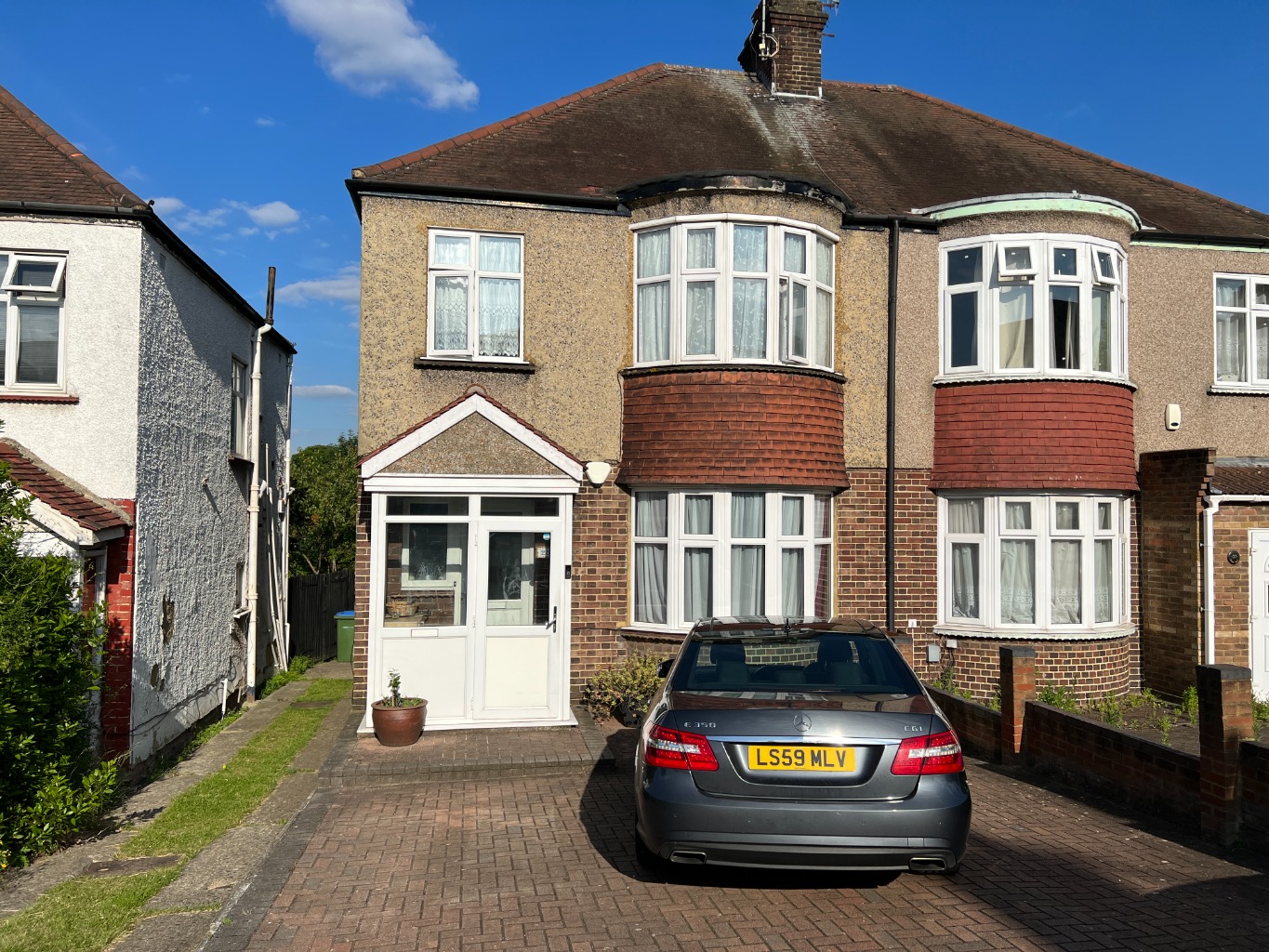 3 bed semi-detached house for sale in Plum Lane, London - Property Image 1