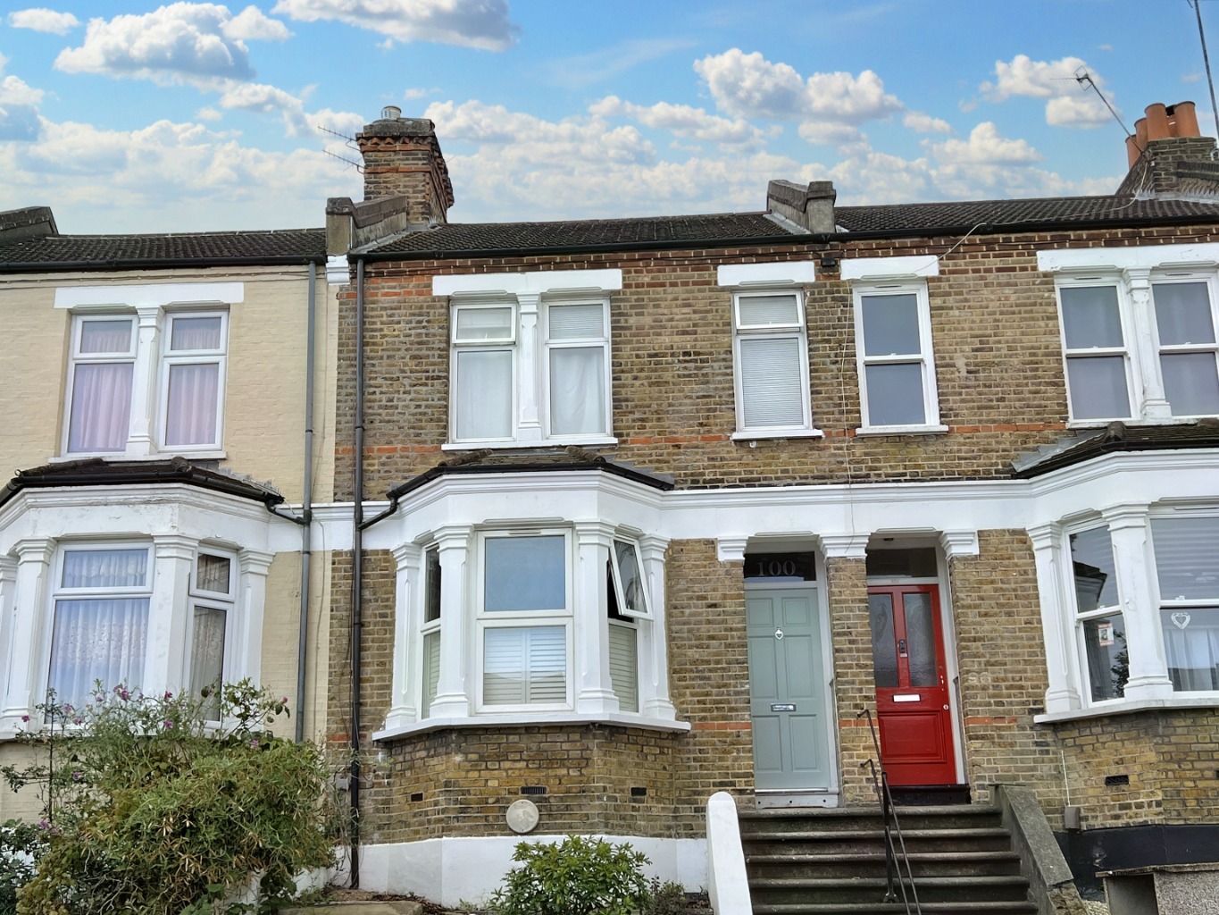 3 bed terraced house for sale in Nithdale Road, London  - Property Image 1
