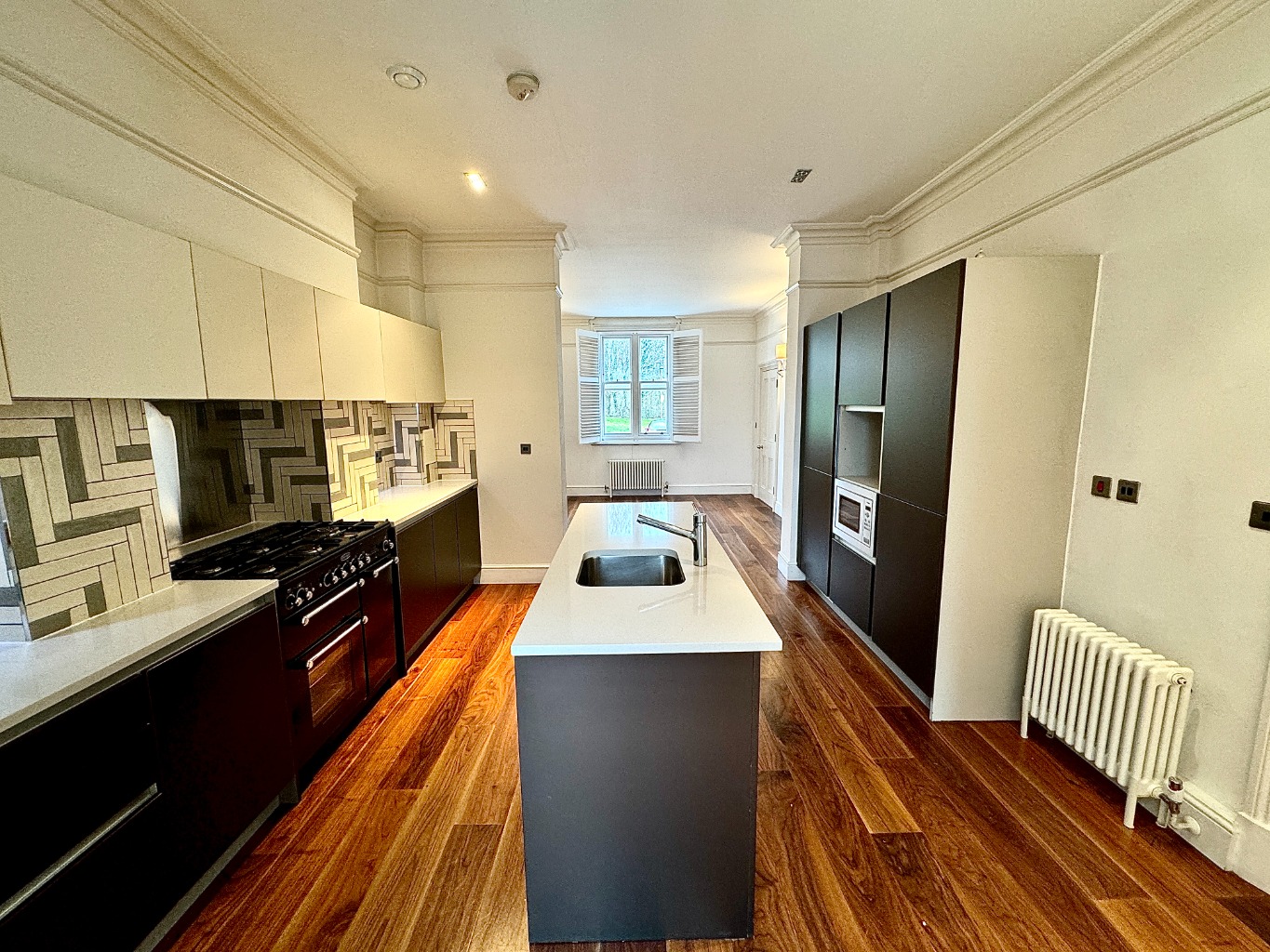 3 bed terraced house for sale in Langhorne Street, Woolwich - Property Image 1