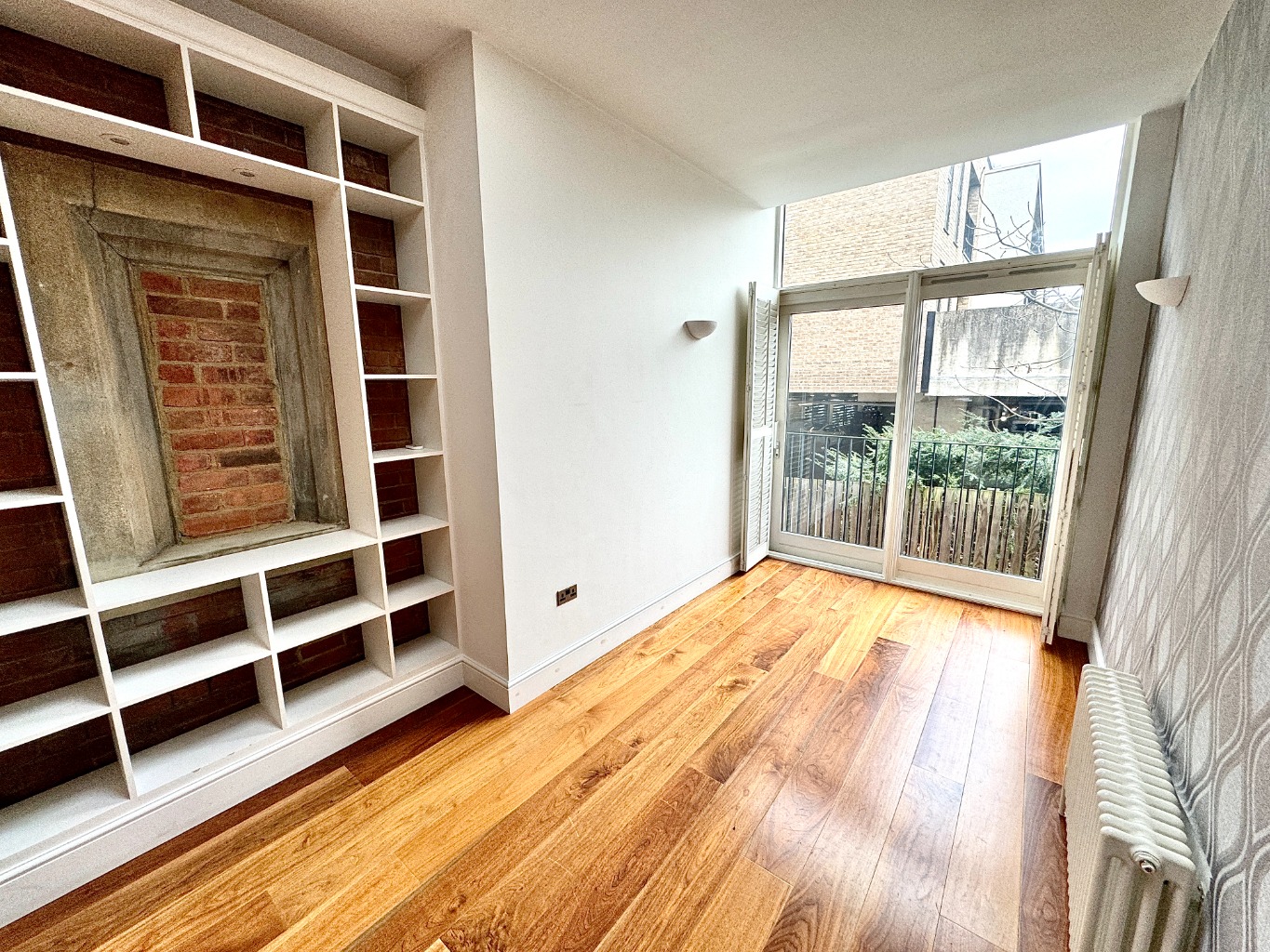 3 bed terraced house for sale in Langhorne Street, Woolwich  - Property Image 4