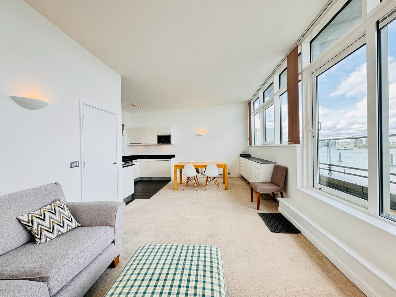 2 bed flat to rent in Building , Royal Arsenal  - Property Image 3