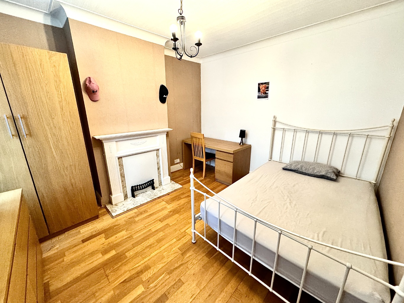 5 bed terraced house for sale in Plumstead  - Property Image 4