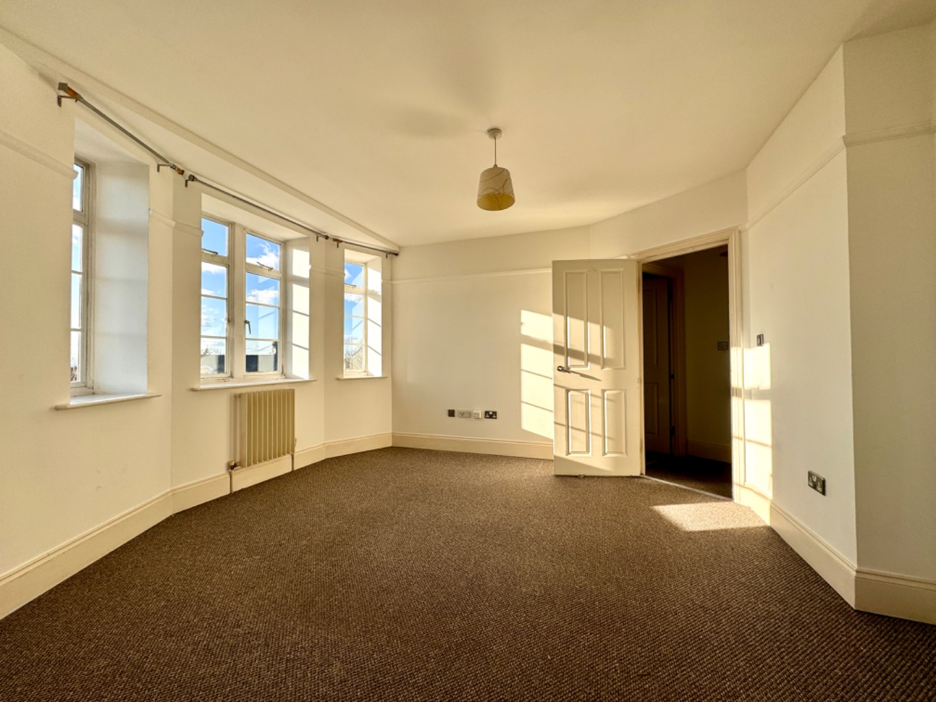 2 bed flat for sale in Eaglesfield Road, London  - Property Image 2