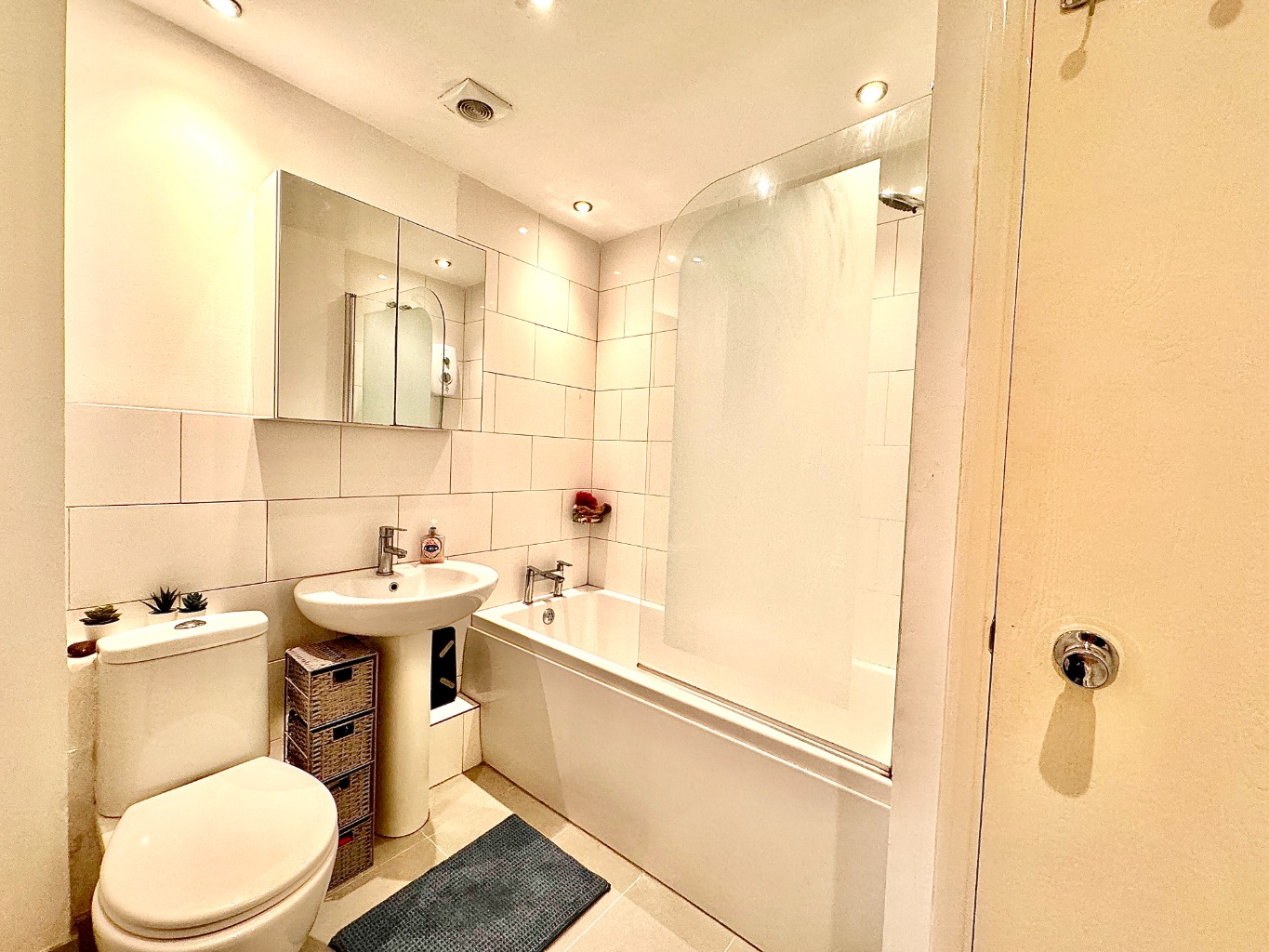 2 bed flat for sale in Newman House, Shooters Hill  - Property Image 4
