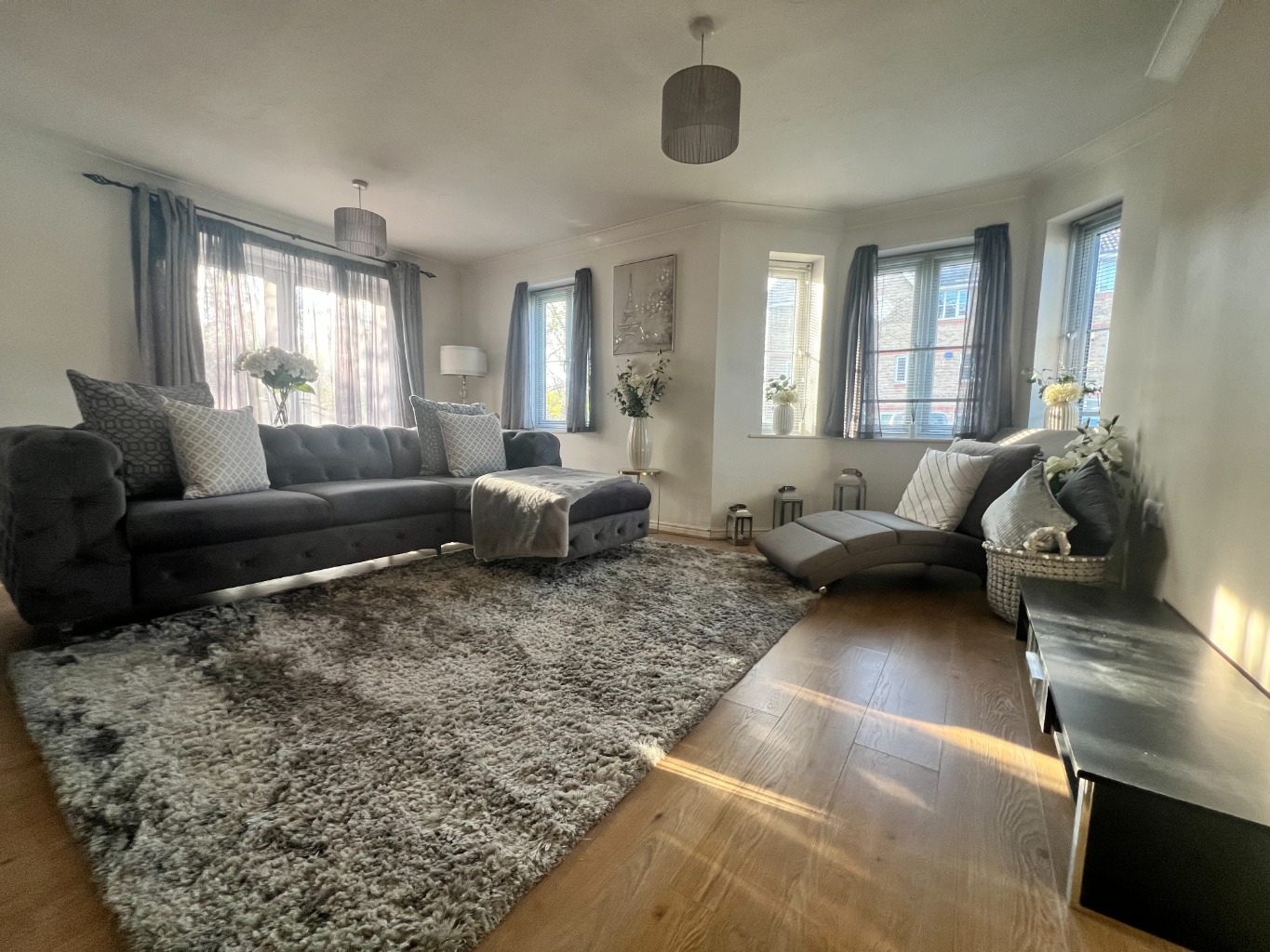 2 bed flat for sale in Thamesmead - Property Image 1