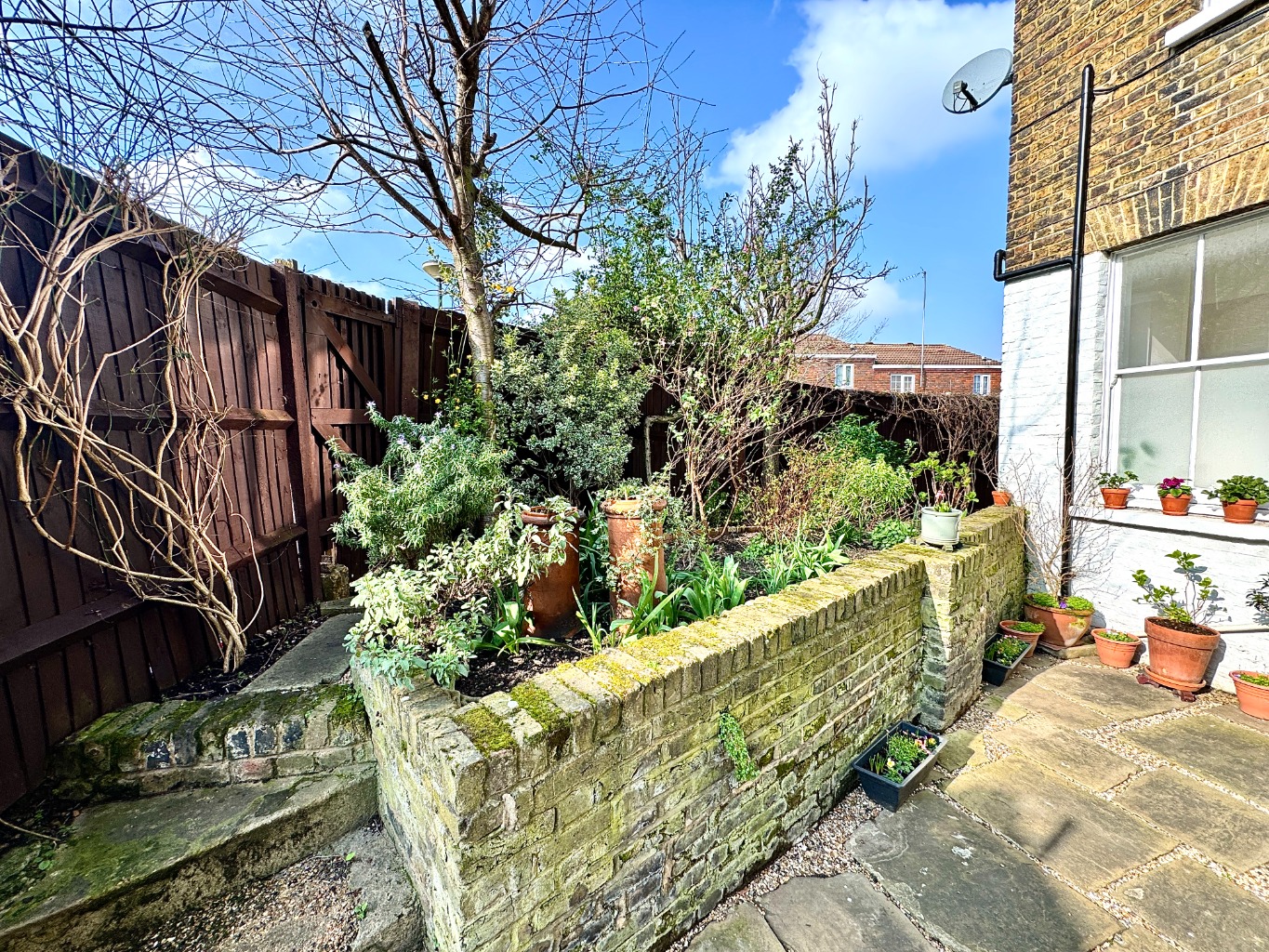 1 bed ground floor maisonette for sale, Woolwich  - Property Image 17