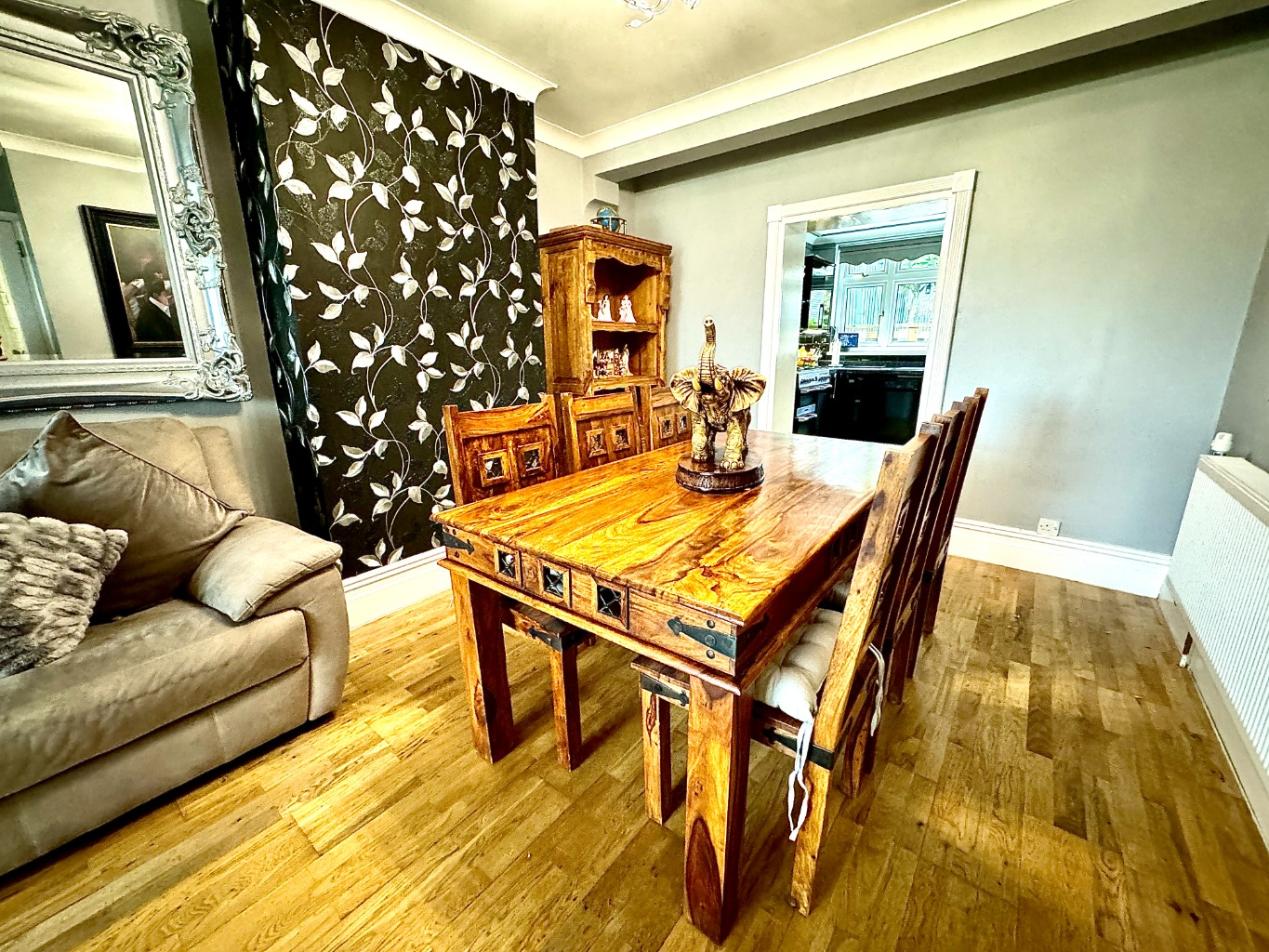3 bed semi-detached house for sale in Plumstead  - Property Image 11