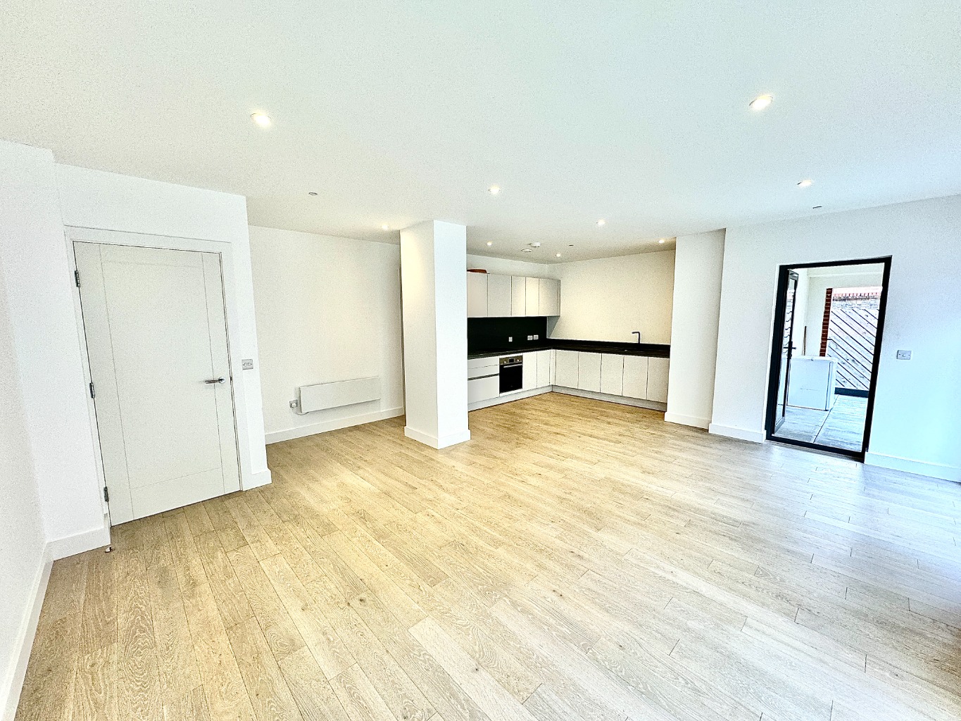 1 bed flat for sale in The Regal, Woolwich  - Property Image 2