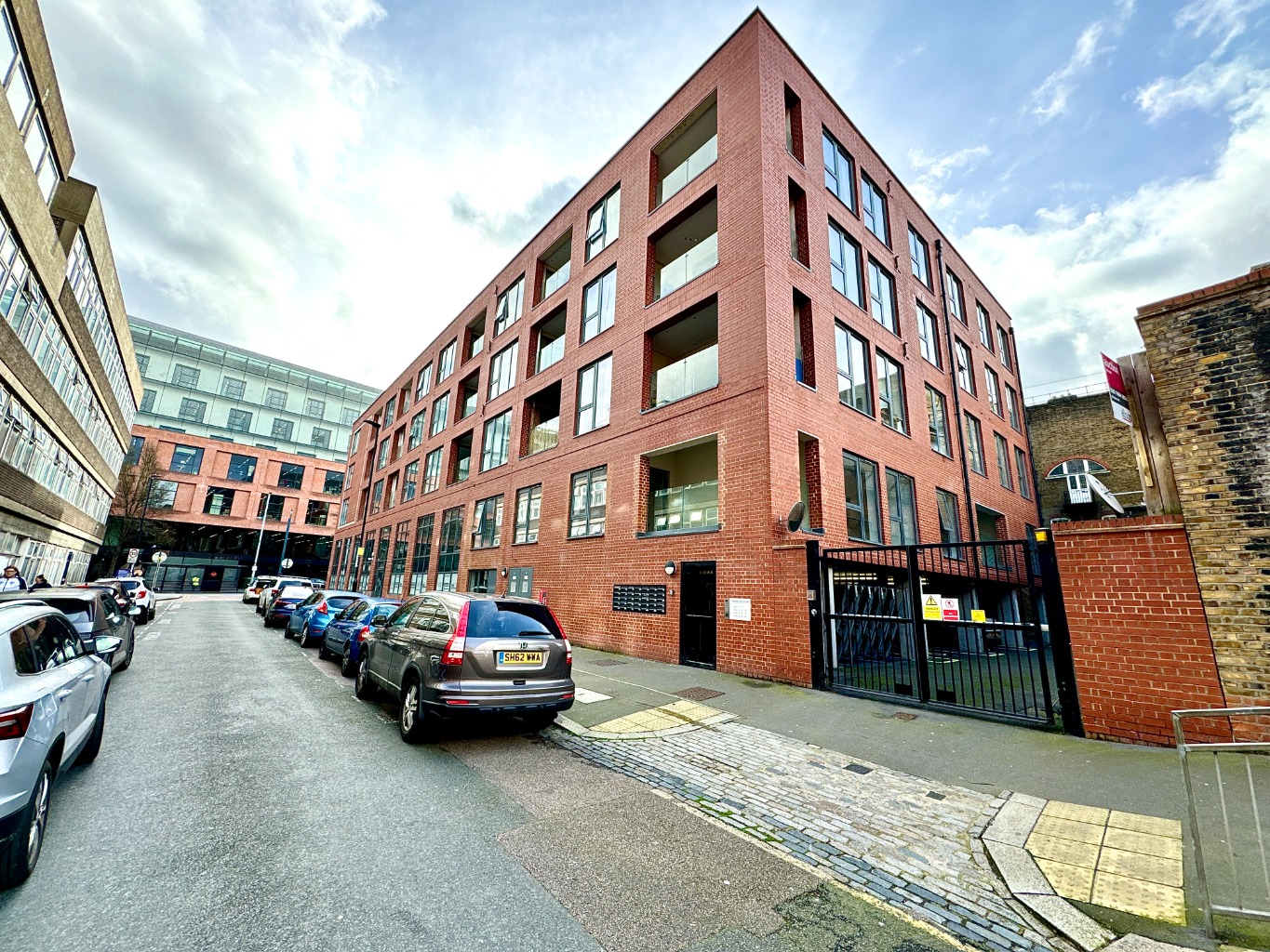 1 bed flat for sale in The Regal, Woolwich  - Property Image 1