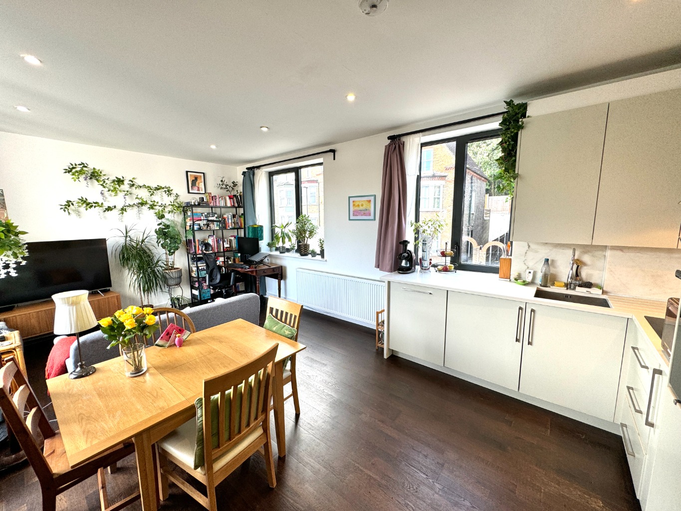 1 bed flat for sale in Manthorp Road, Plumstead  - Property Image 3