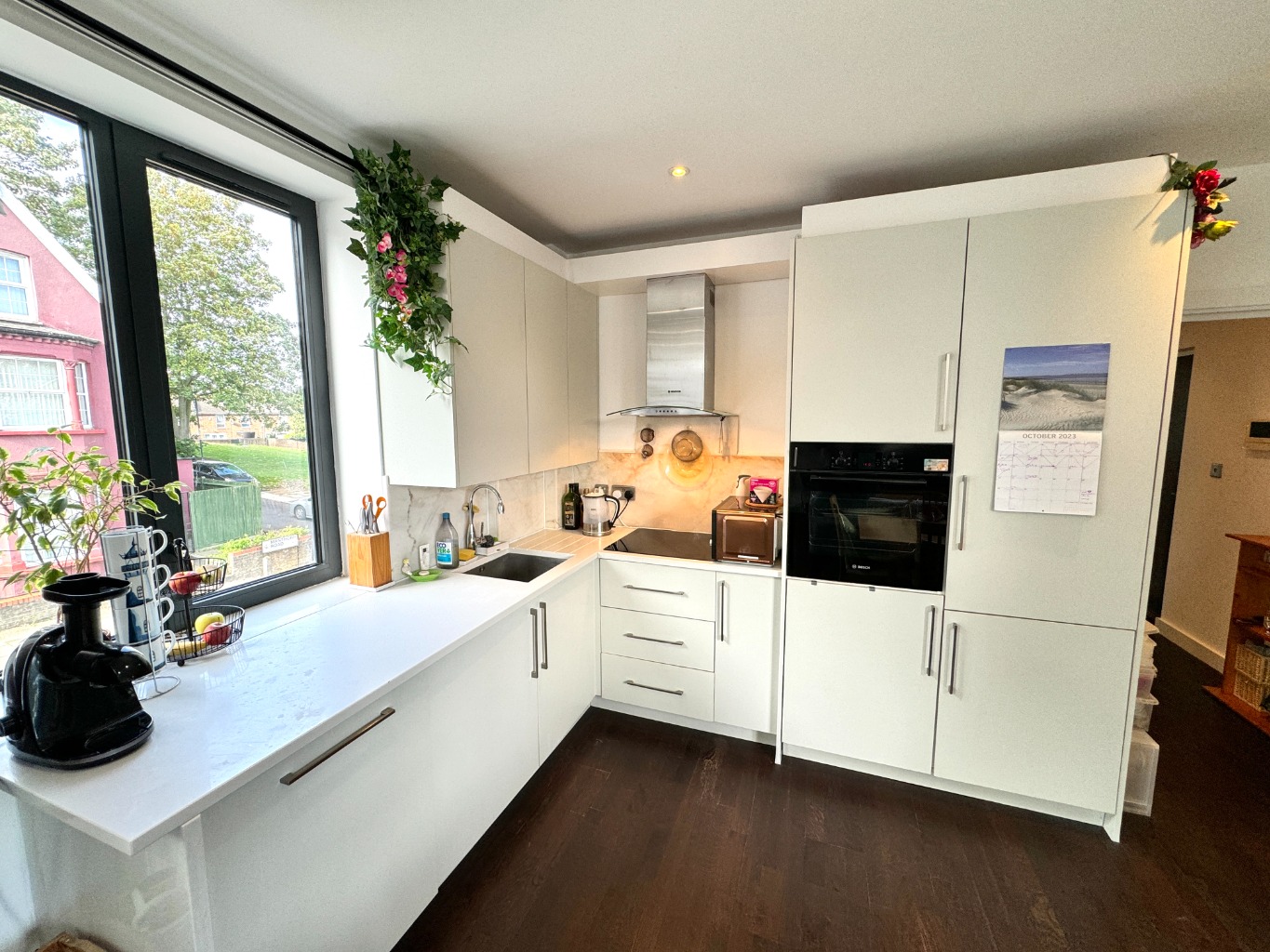 1 bed flat for sale in Manthorp Road, Plumstead - Property Image 1