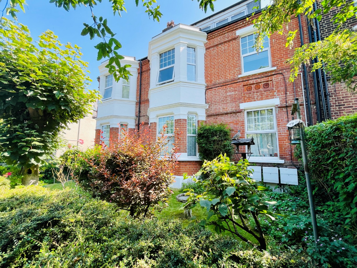 2 bed flat for sale in Eglinton Hill, London - Property Image 1