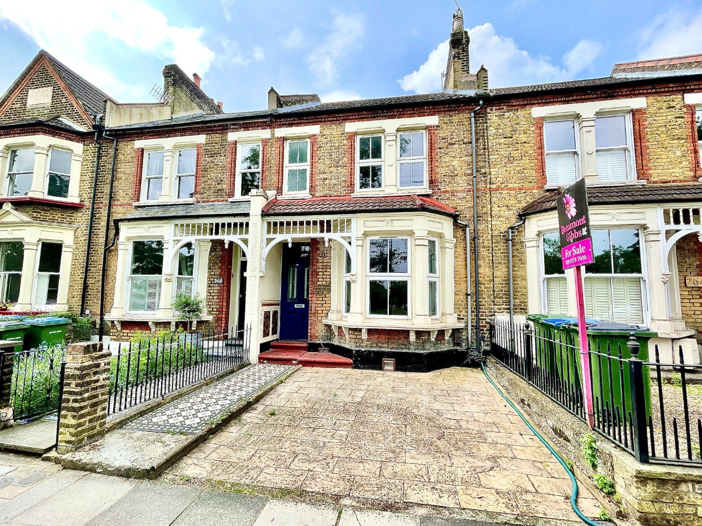 4 bed terraced house for sale in Plumstead Common Road, London  - Property Image 1