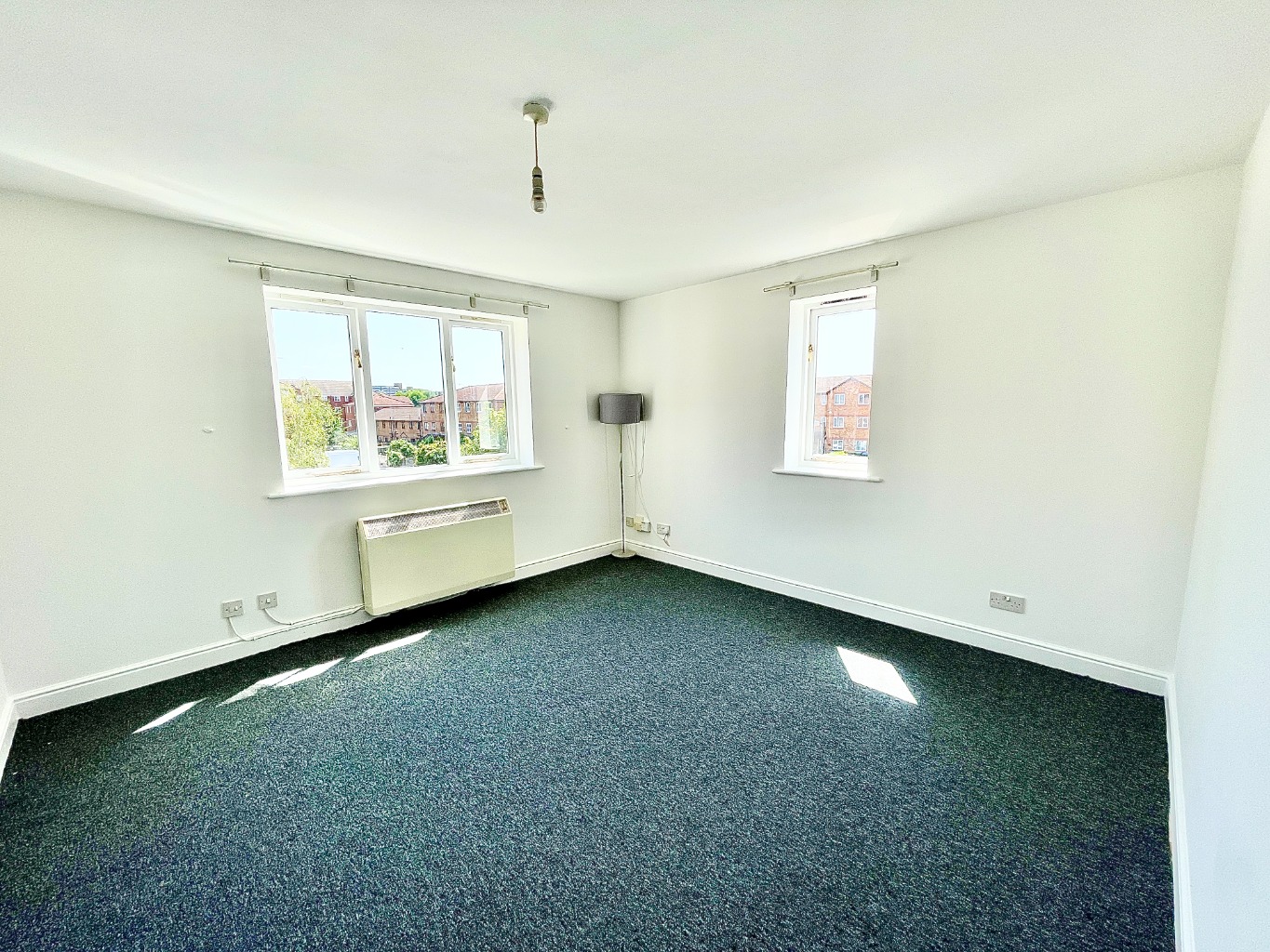 Offered with immediate availability, Beaumont Gibbs are delighted to offer this immaculate one bedroomed unfurnished second floor flat to let.