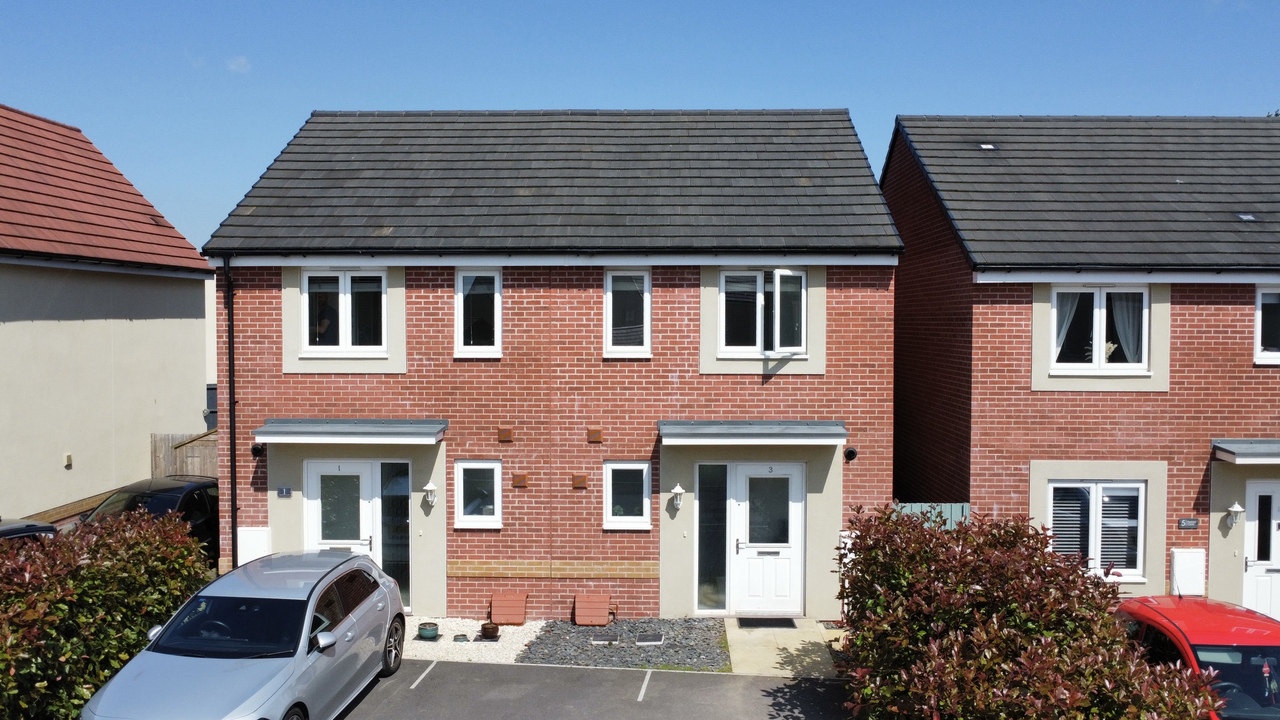 2 bed semi-detached house for sale in Peridot Close, Bridgwater  - Property Image 1