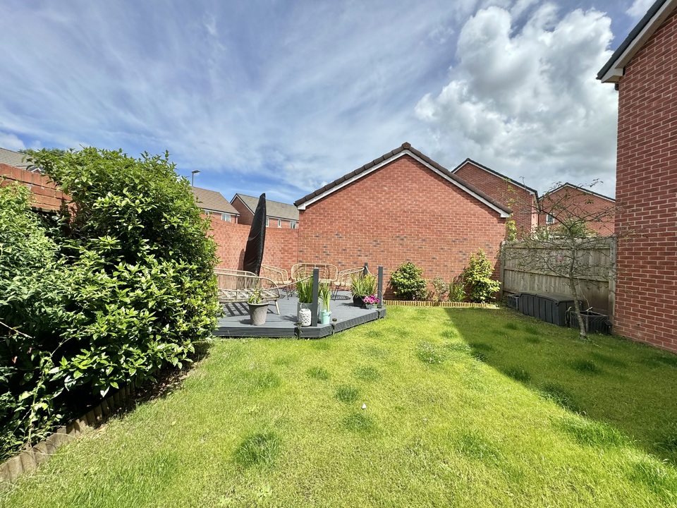 3 bed detached house for sale in Monkton Heathfield, Taunton  - Property Image 11