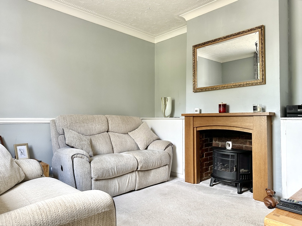 4 bed terraced house for sale in Turners Lane, Gillingham  - Property Image 3