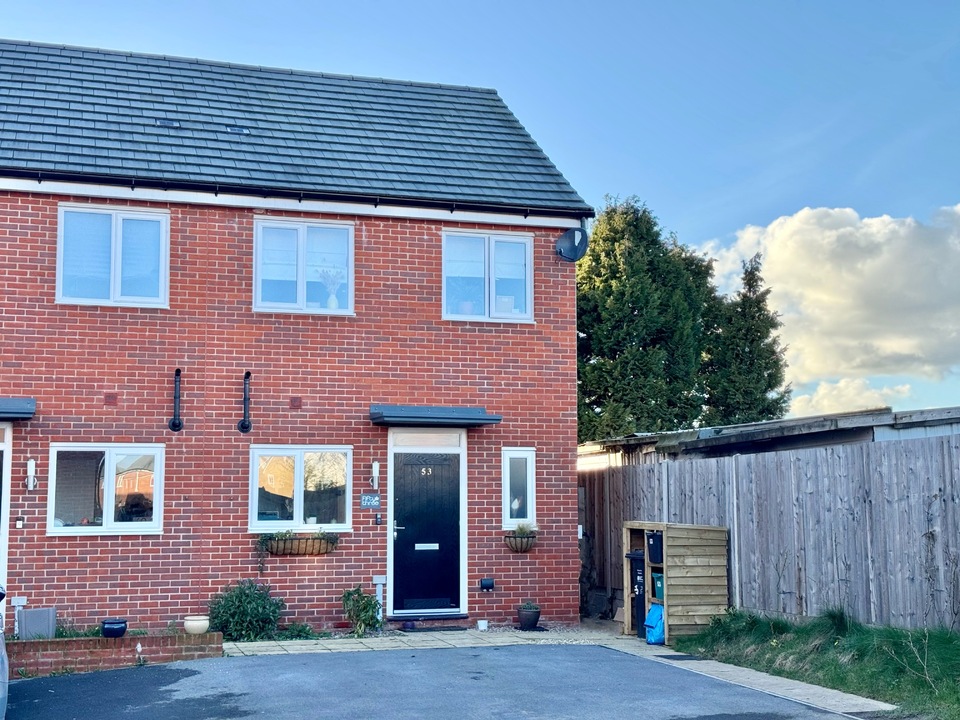 2 bed semi-detached house for sale in Norton Fitzwarren, Taunton  - Property Image 1