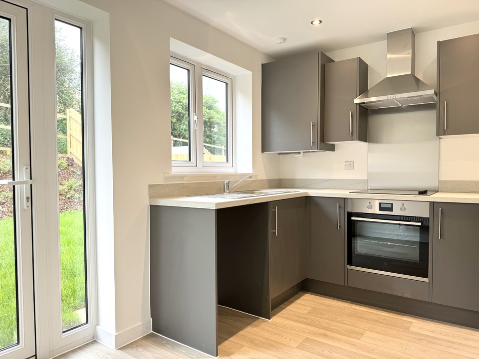 3 bed semi-detached house for sale in Mill Gardens, Cullompton  - Property Image 3