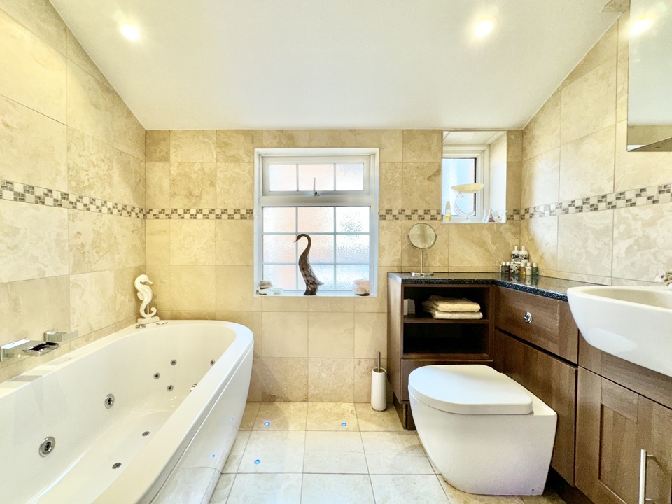 5 bed end of terrace house for sale in Clifton Terrace, Taunton  - Property Image 20